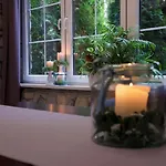 Hotel Walcerek 호텔